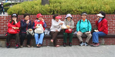 아줌마 벗방: 한국 사회의 숨겨진 문화 현상